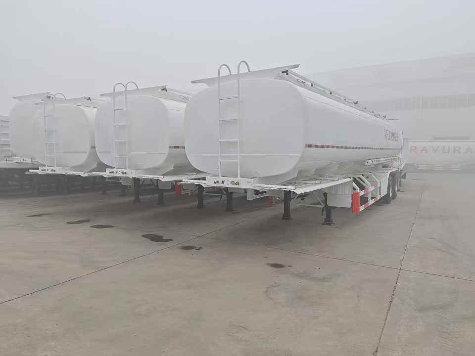 3units 40000l cibus Tank paratus amet pro re publica Guinea