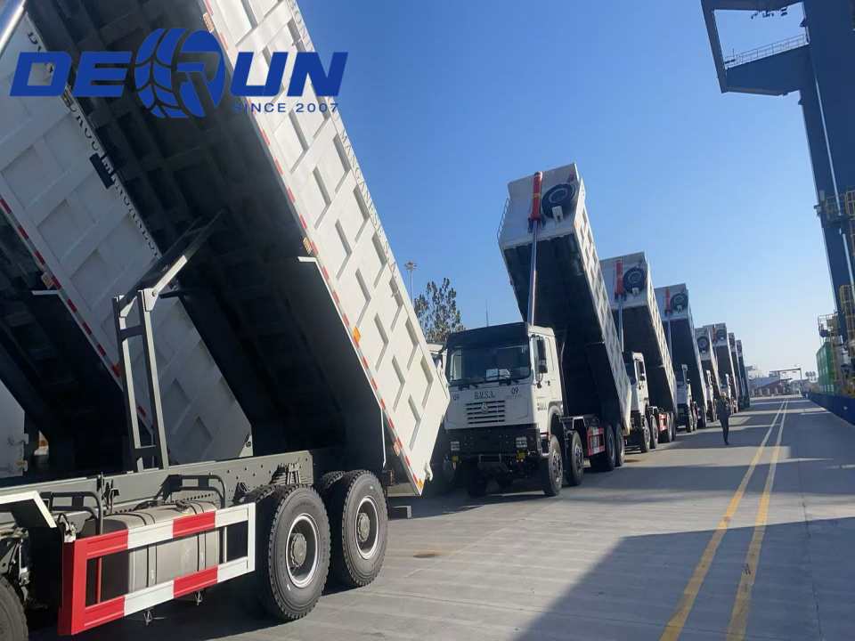 Sinotruk Howo 10 Trucks Hunter iam pervenit ad portum et ire paratus Sinotruk Howo 10 Trucks Hunter iam pervenit ad portum et ire paratus