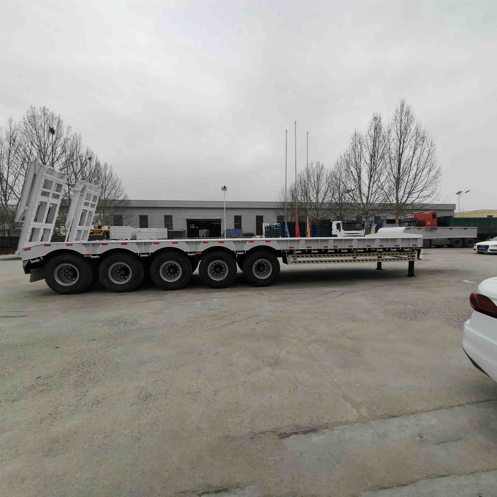 How Does a Lowbed Trailer Improve Gravis Haul Transportation Efficiency?