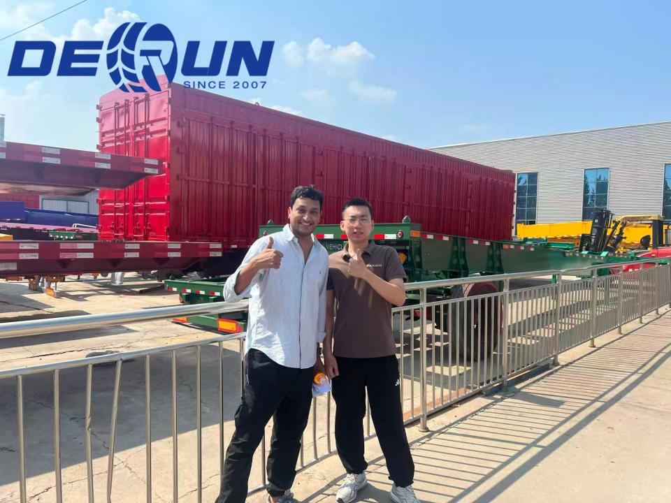 Australia Customer Inspected III Axem Flatbed Semi-Trailers apud Derun Factory
