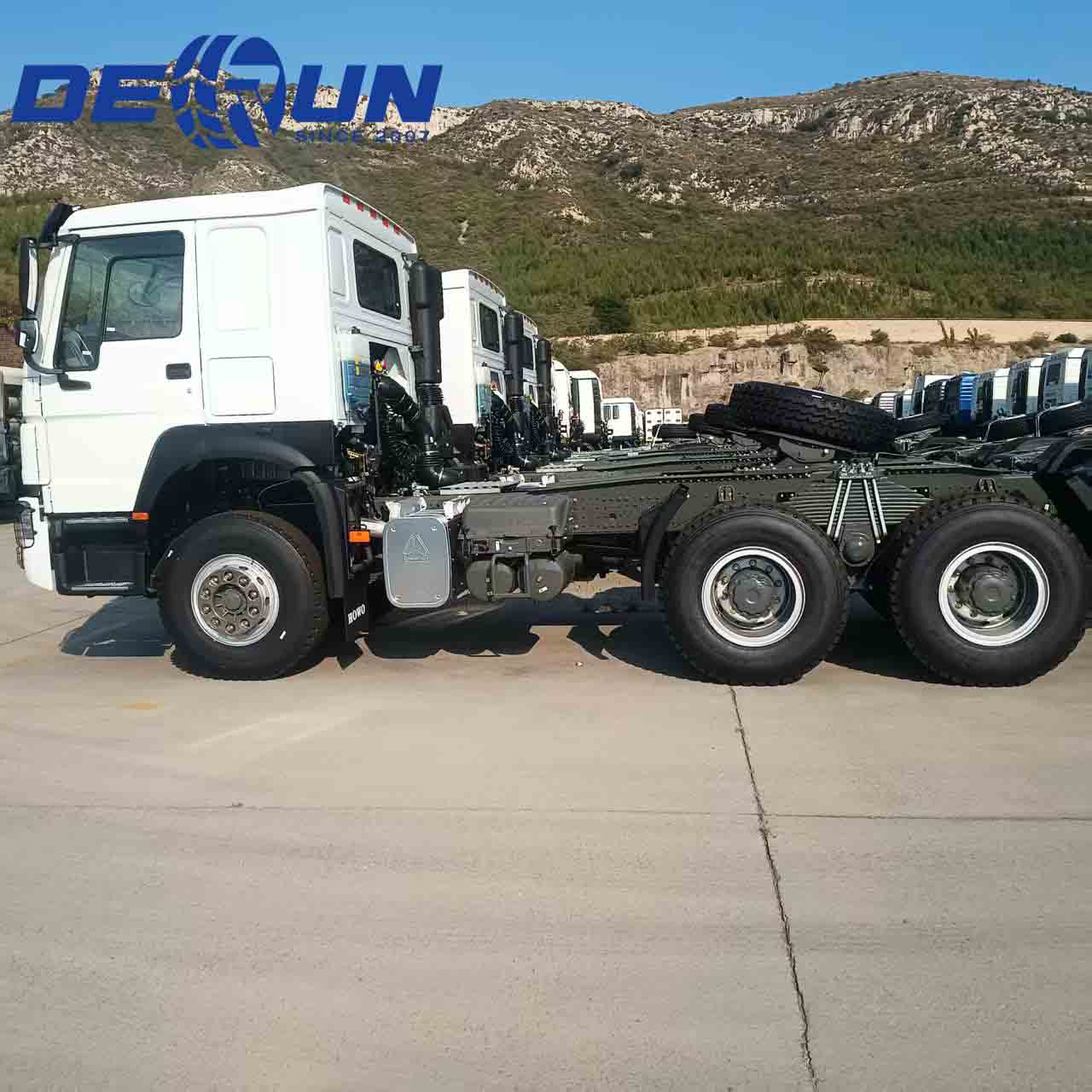 Duodecim vehicula posuere ut Guineam proficisceretur.